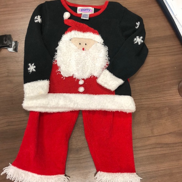 Santa outfit - Picture 1 of 1